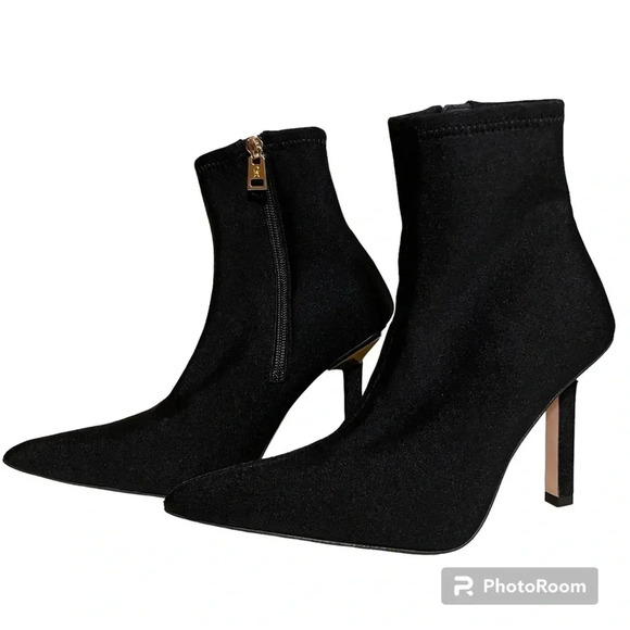 Good American Shoes - Good American High Kickstand Neoprene 6.5, "Mobb Wife" trend friendly